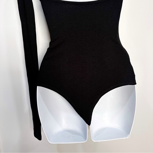 The Nola Bodysuit in Black size US 2 - Picture 10 of 16